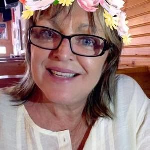 Meet your Posher, Sandra